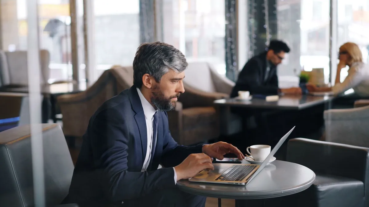 Comment transformer son expertise métier en autorité SEO avec l'IA : le guide pour entrepreneurs